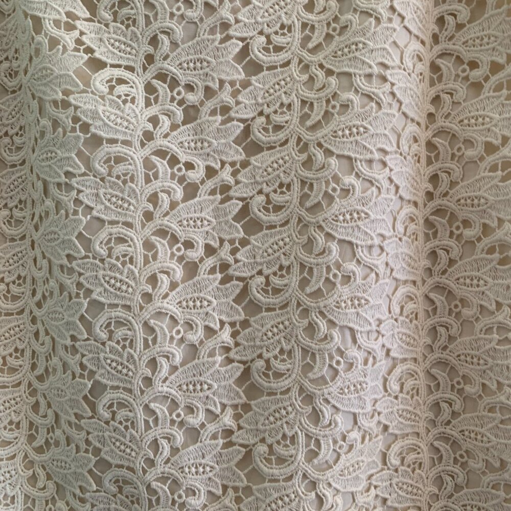 Talbot's Cream colored Size 10 Pencil Knee Length Skirt - Picture 12 of 12